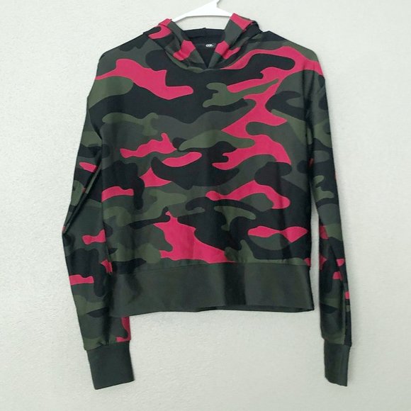 ultracor Tops - ULTRACOR Cor Camo Cropped Hood Sweatshirt SZ XXS